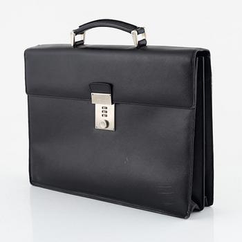 Prada, portfolio.