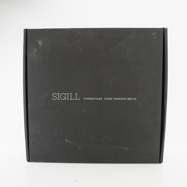 Signe Persson-Melin, Skålfat/ytterfoder "Sigill" för Byarums bruk sent 1900-tal.