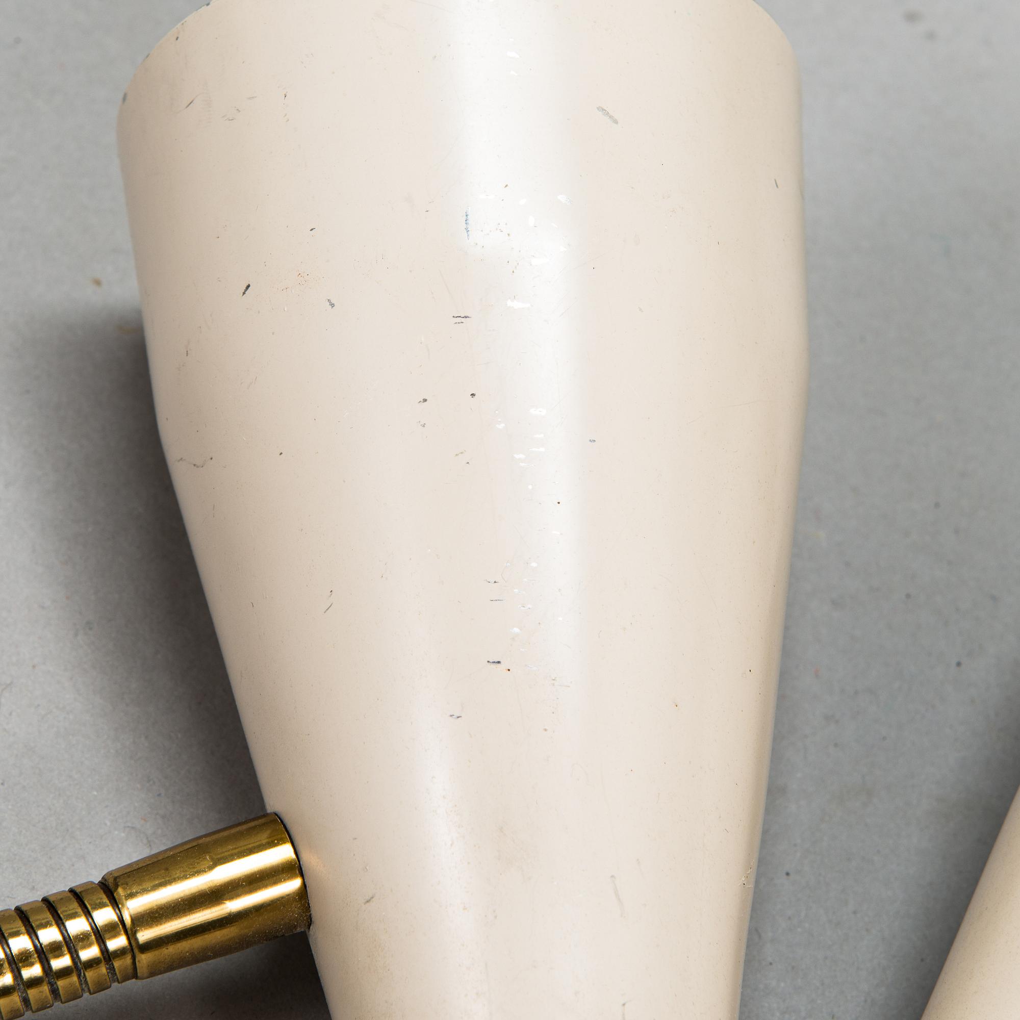 Lisa Johansson-Pape, vägglampor, ett par modell 50-056/2, Stockmann Orno 1960-tal.