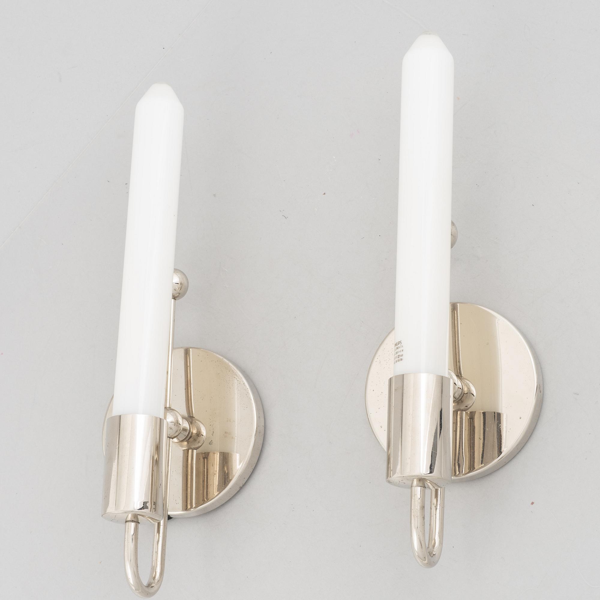 Paavo Tynell, a pair of 1930s '7209' wall lights for Taito.