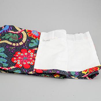 SVENSKT TENN, two valances, three pieces of gores and one lamp-shade.