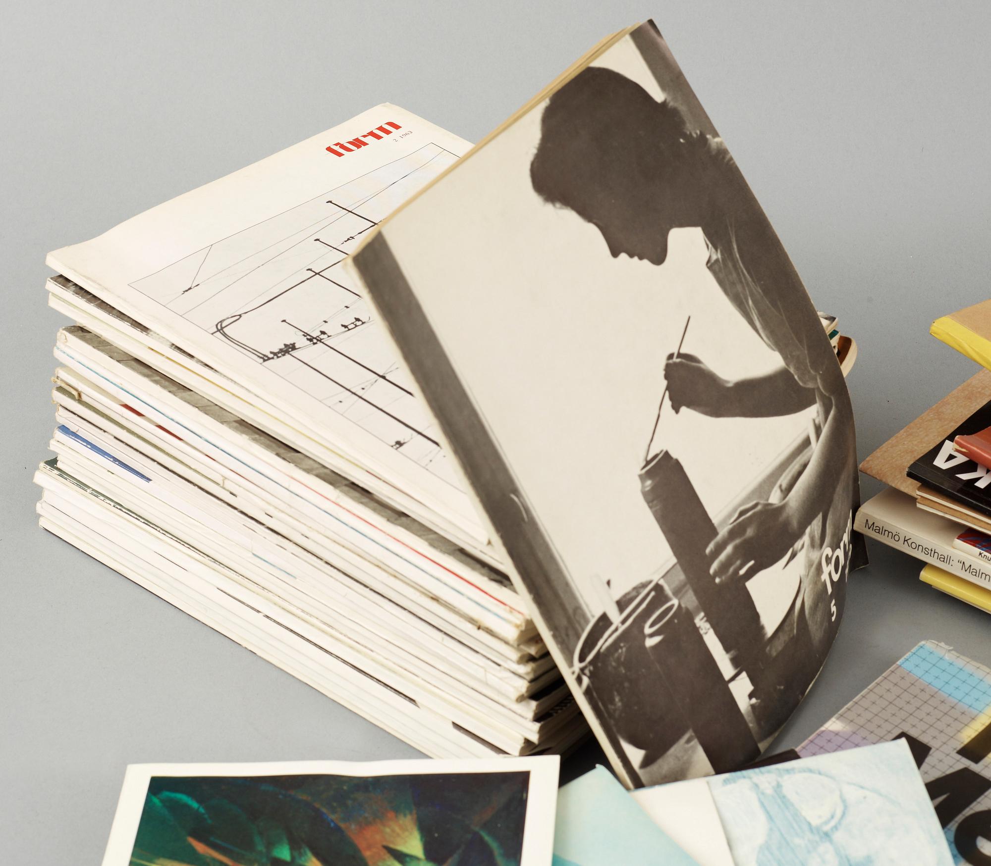 SAMLING TIDSKRIFTER, KATALOGER och BÖCKER, 1900-tal.