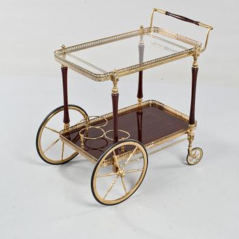 SERVERINGSVAGN, 1900-talets andra hälft.