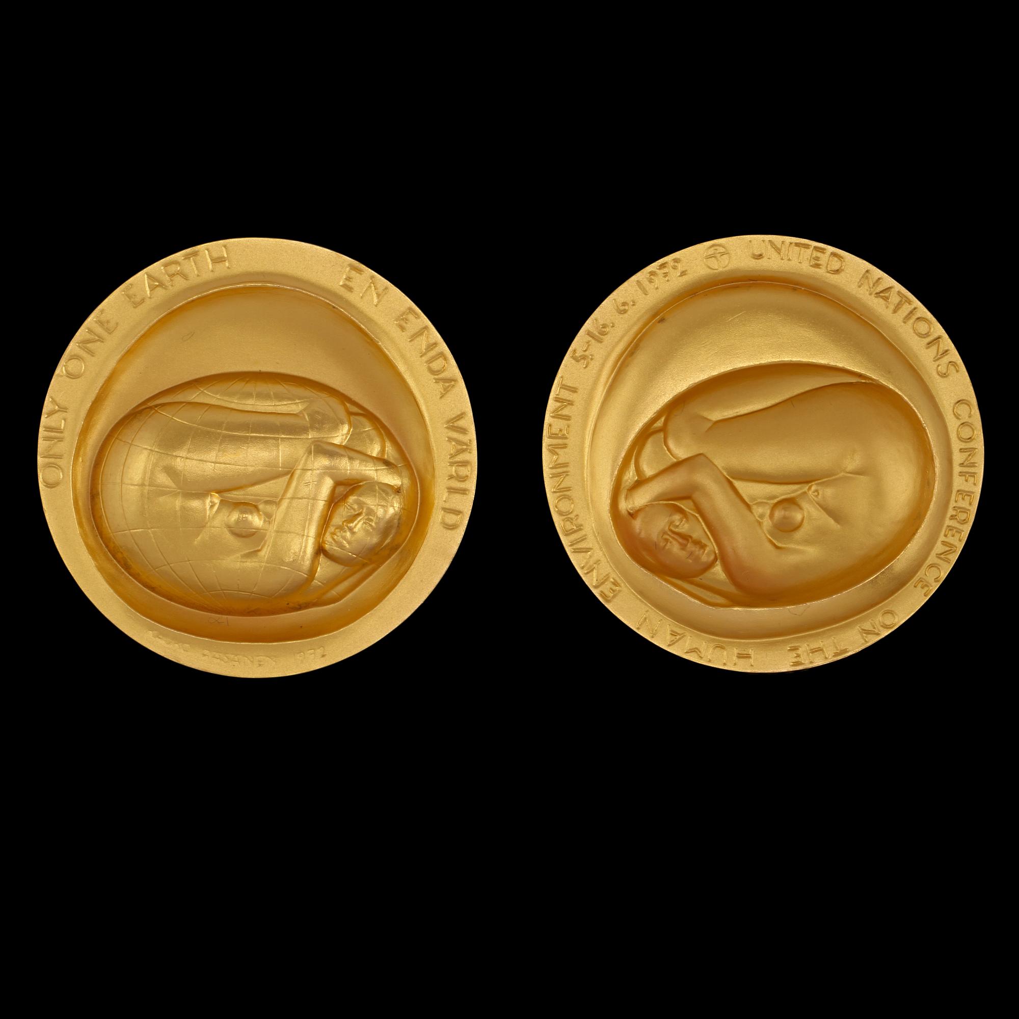 MINNESMEDALJ, 18 K guld, Kauko Räsänen, Sporrong, 1972, numrerad 001/300,  total vikt 447 g.