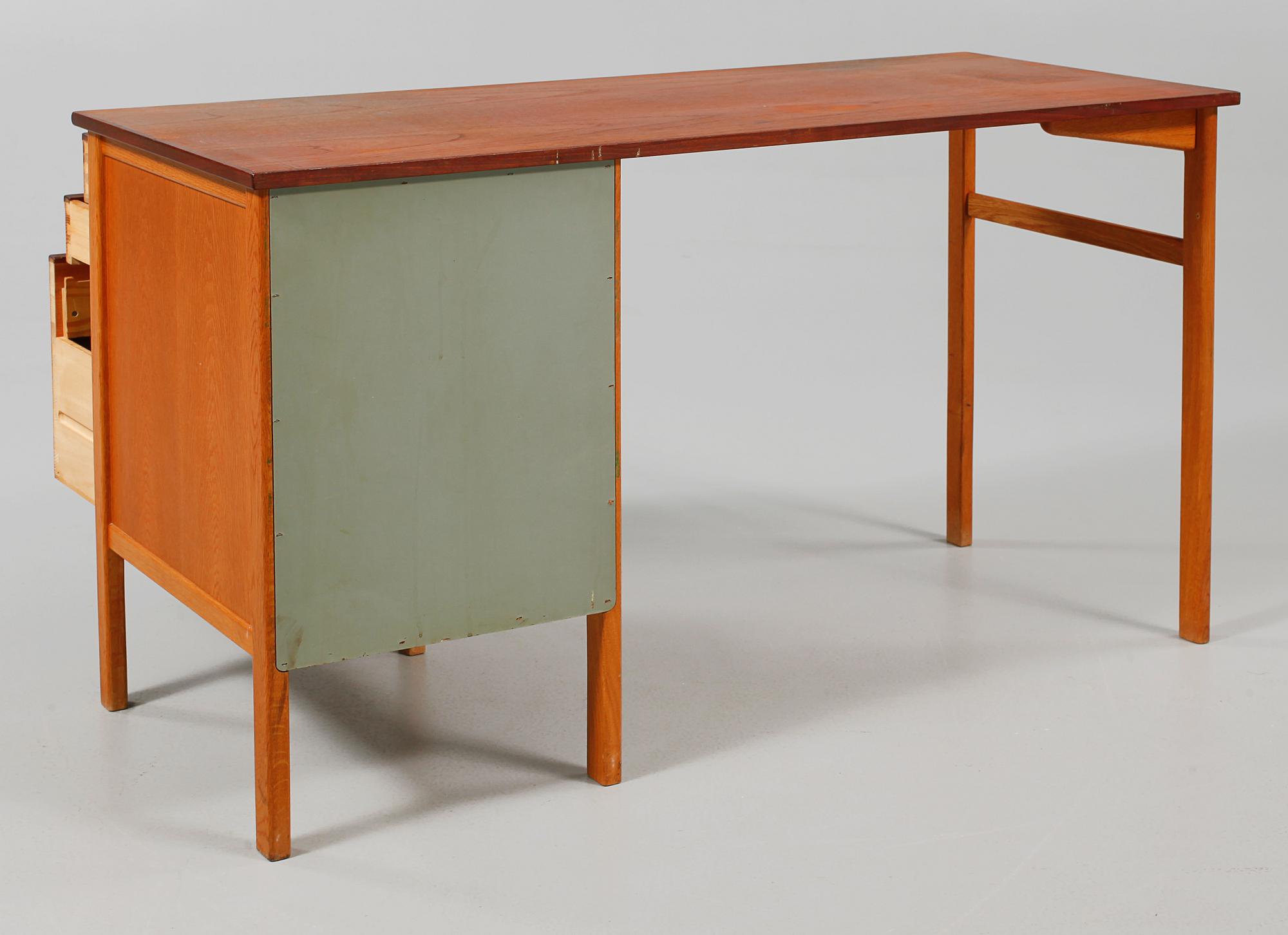 SKRIVBORD, 1950-/60-tal.