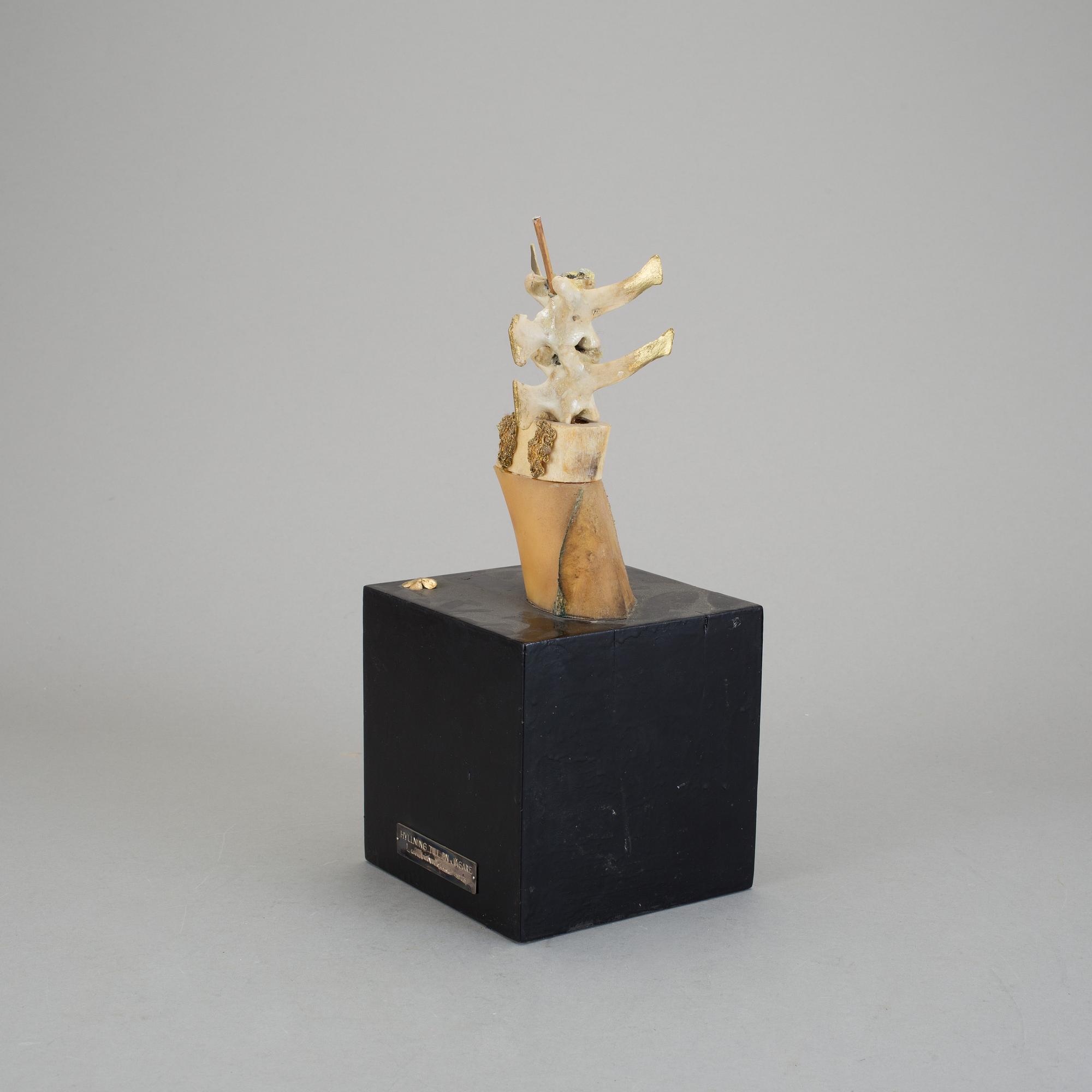 LAMBERT WERNER, skulpturer, 8 st.