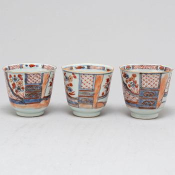 A set of three cups with two stands, Qing dynasty, 18th Century.