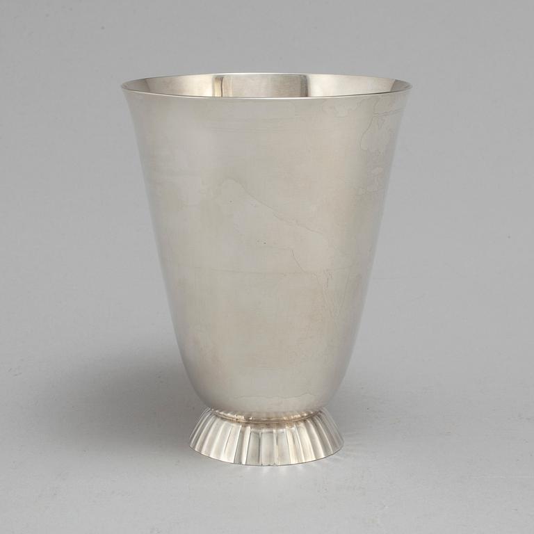 SIGVARD BERNADOTTE, a no. 823 sterling silver beaker for Georg Jensen & Wendel, 1945-51.