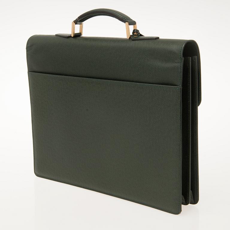 A Green Taiga Leather Serviette Laguito Briefcase.