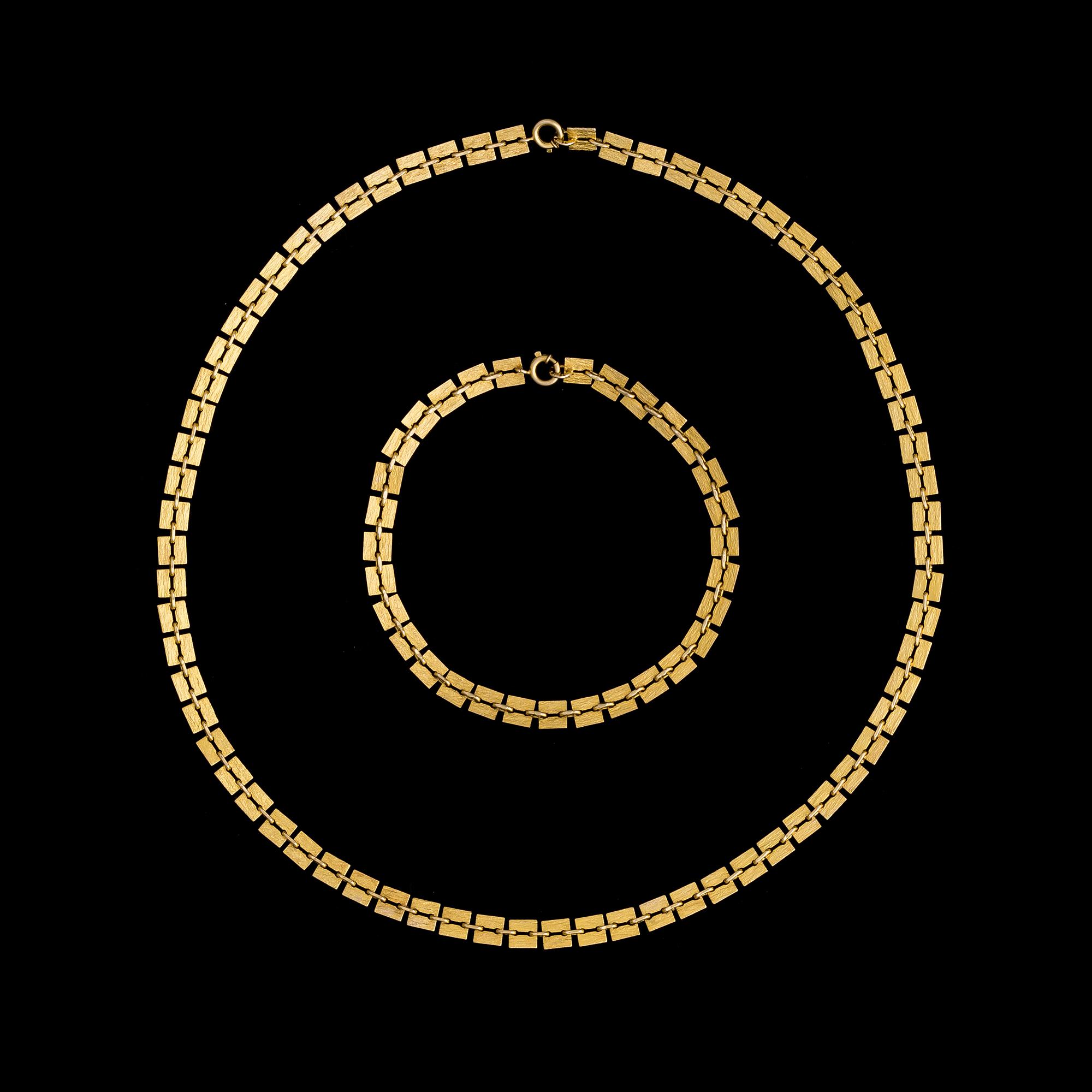 BJÖRN WECKSTRÖM, RANNEKETJU JA KAULAKETJU, Kultalevyt, 14K kultaa Lapponia (Kruunu Koru) 1966.