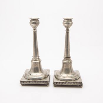 Candelsticks, a pair, tin, Lorens Gustaf Krouthén, Karlshamn, 1827.