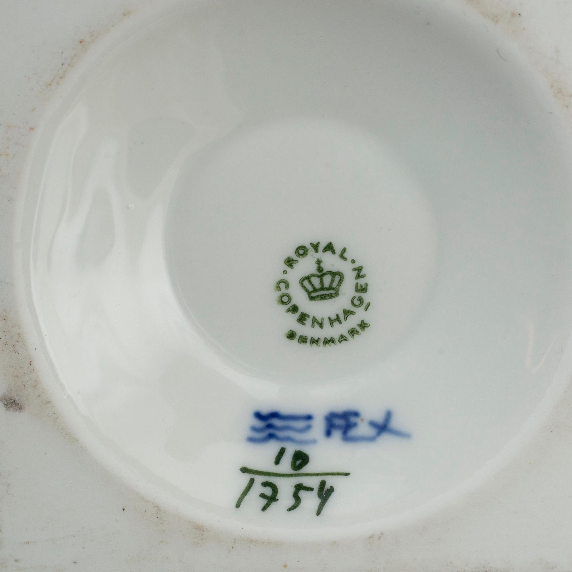 A Royal Copenhagen 'Blå Blomst' part coffee and tea service, Denmark (67 pieces).