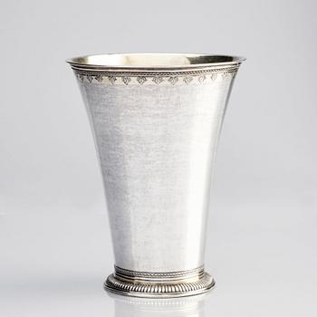 A Swedish 18th century silver beaker, marks of Bengt Biörn, Västerås 1745.