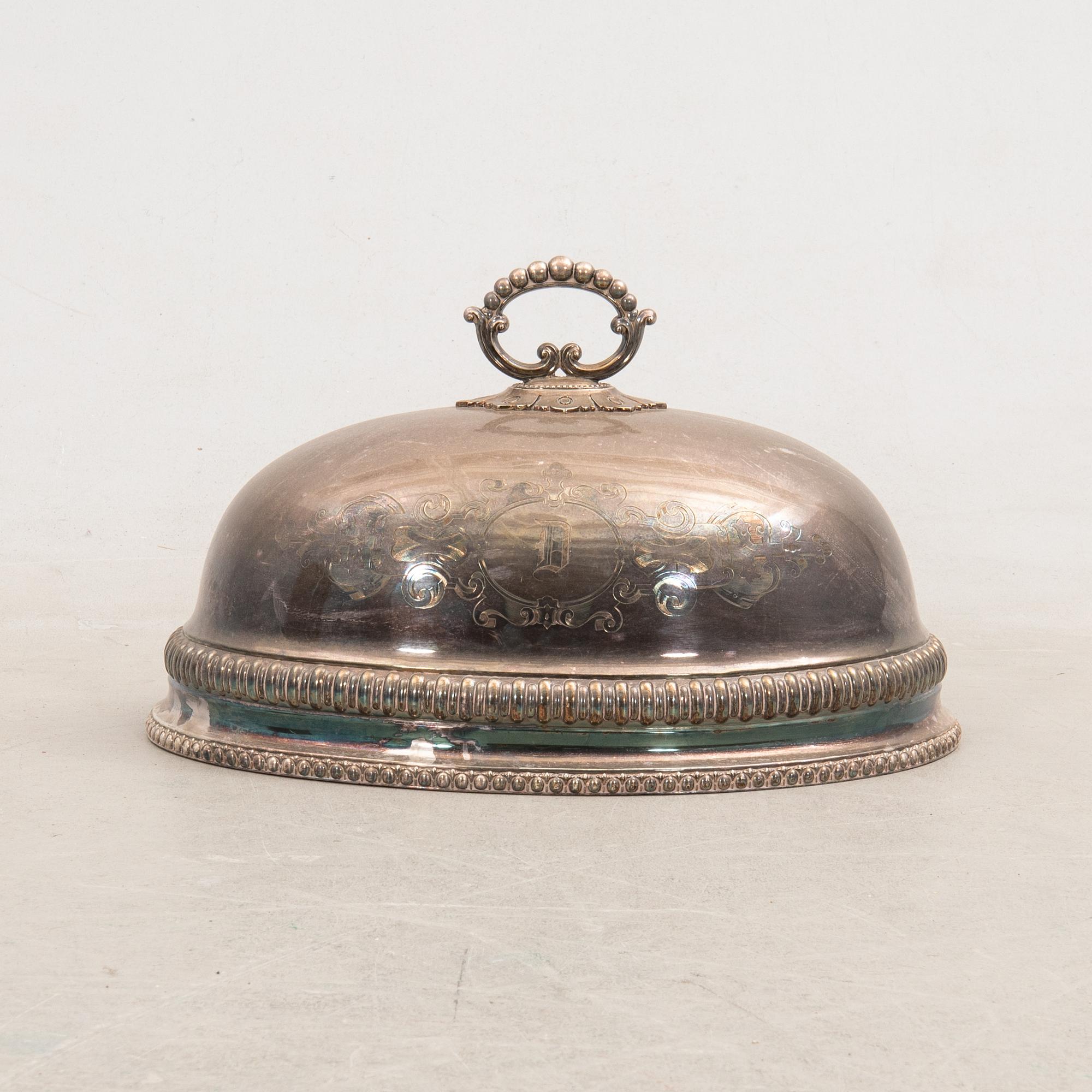 Cloche/Steak dome England early 20th century silver plate.