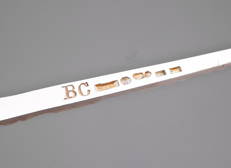 BRÄNNVINSSKÅL samt SKED, silver, Öbergs Guldsmedsaffär i Hudiksvall, 1978. Tot vikt ca 618 g.