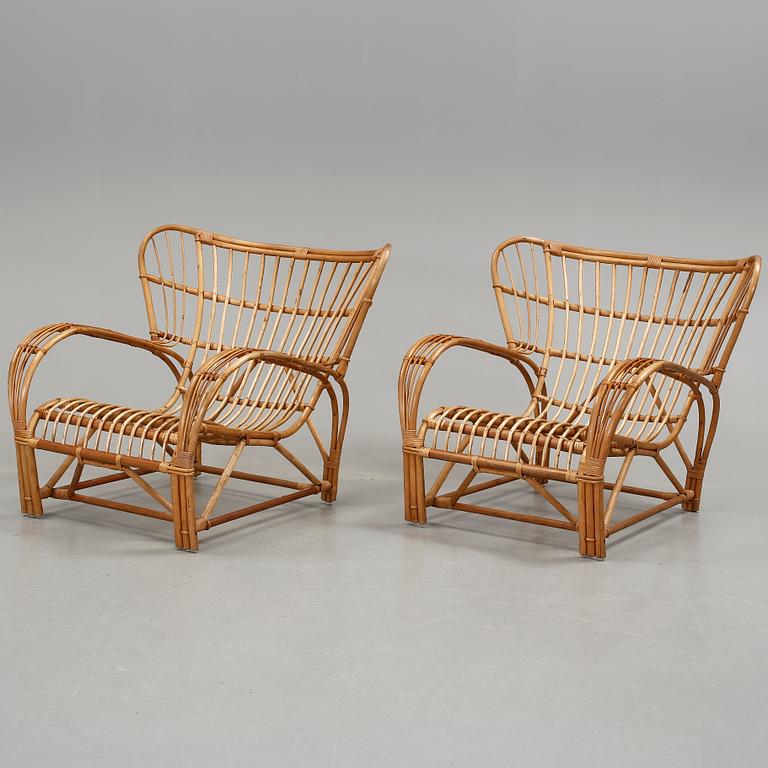 FÅTÖLJER, ett par, korgmöbler, 1950-tal.