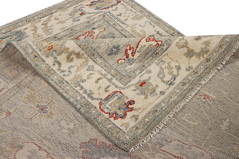 A Mamluk carpet, c. 315 x 245 cm.