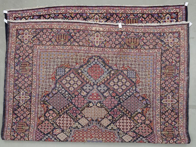 MATTA, Isfahan. Ca 425x300 cm.