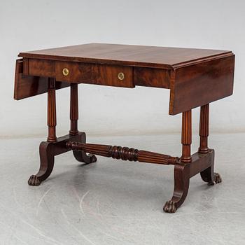 KLAFFBORD, Empire, stockholmsarbete, otydligt signerat och daterat 1833.