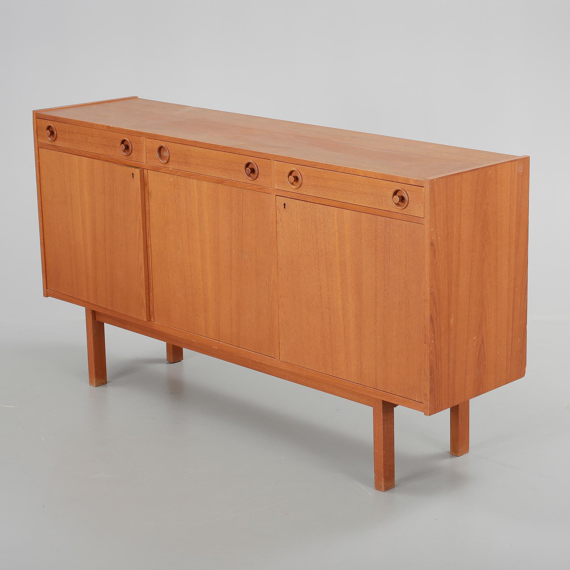 SIDEBOARD, teak, 1900-talets andra hälft.