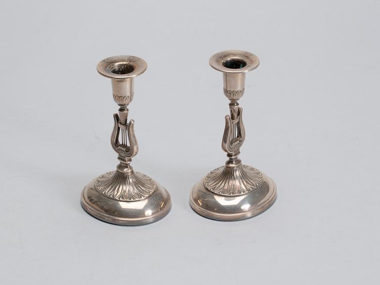 LJUSSTAKAR, ett par, silver, 1900-talets mitt.