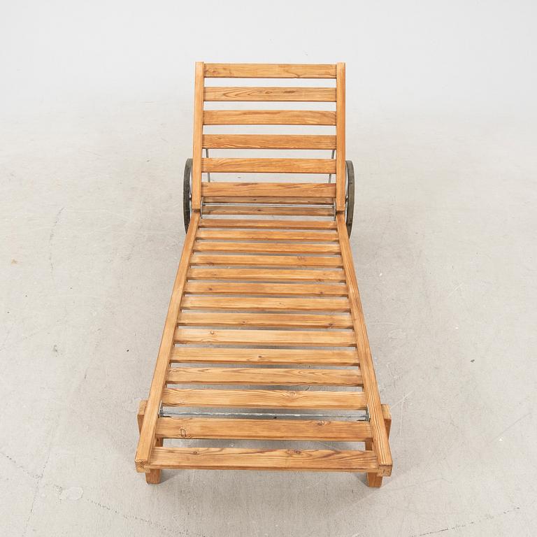 Elsa Stackelberg, a pine sunbed, Fri Form, second half of the 20th Century.