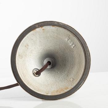Harald Notini, bordslampa, modell "6891", Arvid Böhlmarks Lampfabrik, Stockholm 1920-tal.