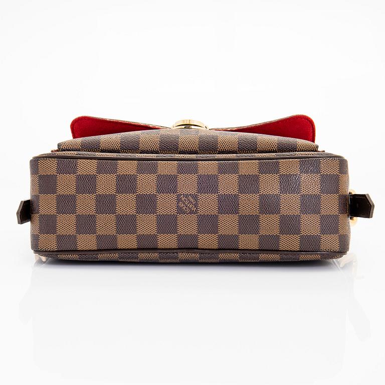 Louis Vuitton, a Damier Ebene 'Ravello GM' bag.