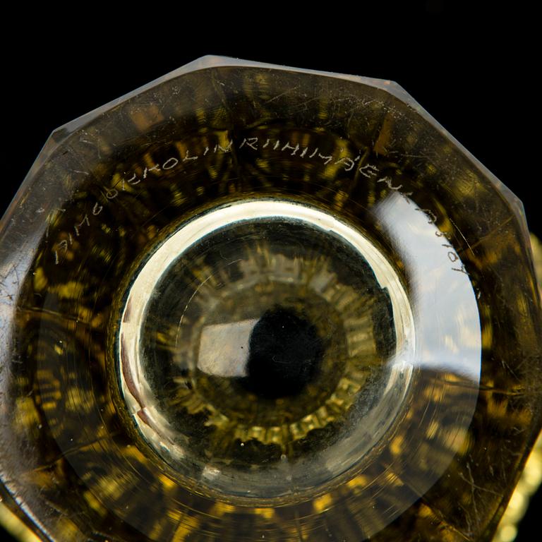 AIMO OKKOLIN, A "Lighthouse" vase signed Aimo Okkolin Riihimäen Lasi Oy.