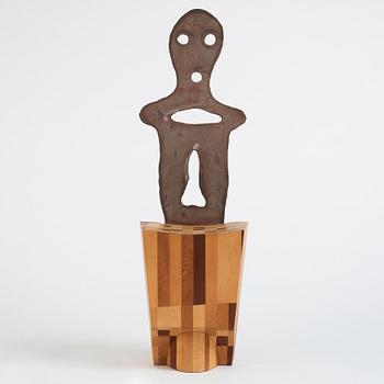 Bjørn Nørgaard, a "Stolskulptur" (Sculptural Chair), ed. 1/19, Källemo, Värnamo post 1995.