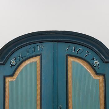 Skåp, allmoge, daterat 1807.