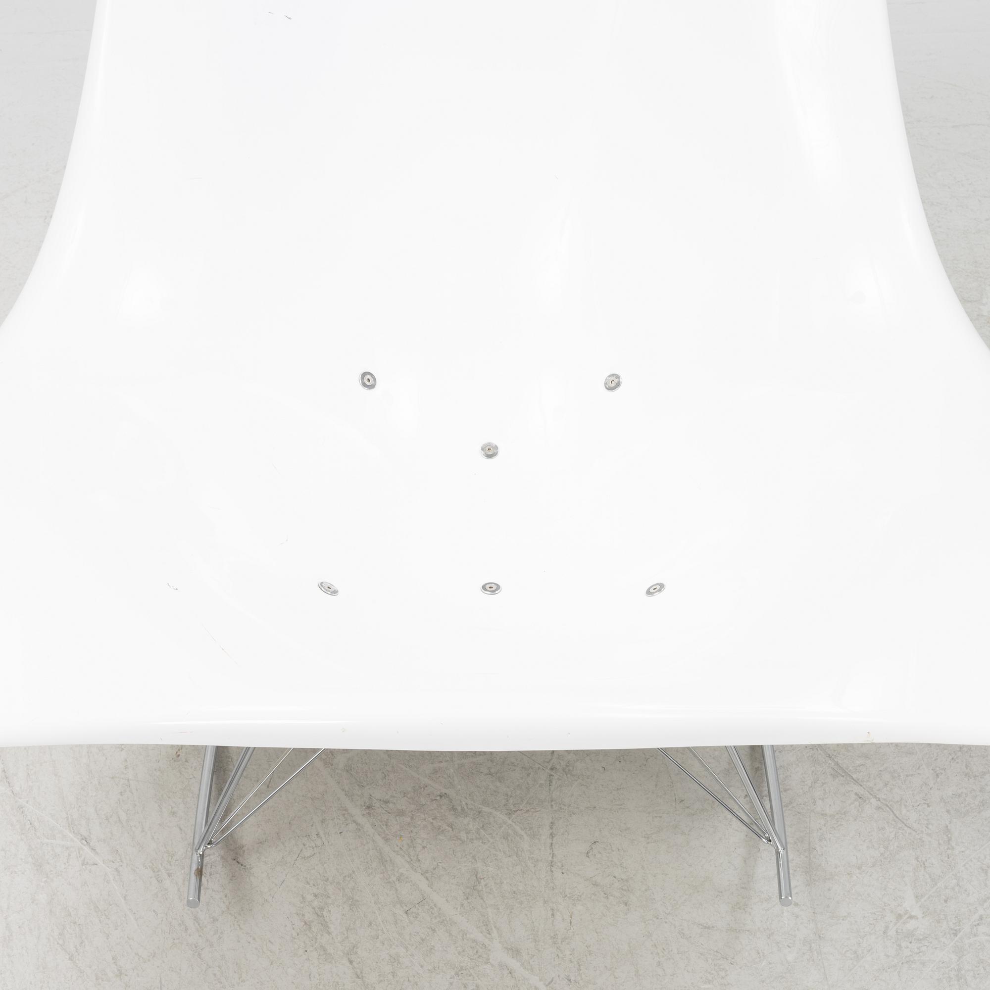 Thomas Pedersen, gungstol, 'Stingray', Fredericia Furniture, modellen formgiven 2002.