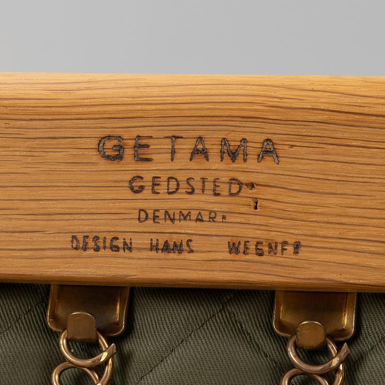 Hans J. Wegner, fåtölj med fotpall, "GE-290" Getama Gedsted, Danmark.