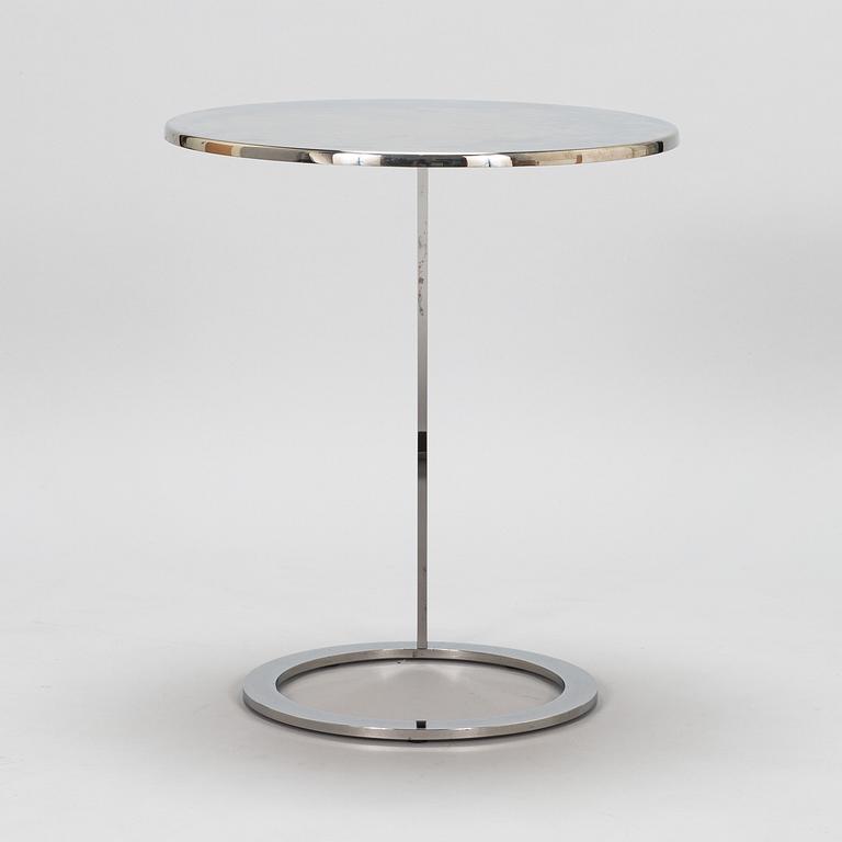 Alban-Sébastien Gilles, sidobord, "Good Morning", Ligne roset, Frankrike. Modellen formgiven 2002.