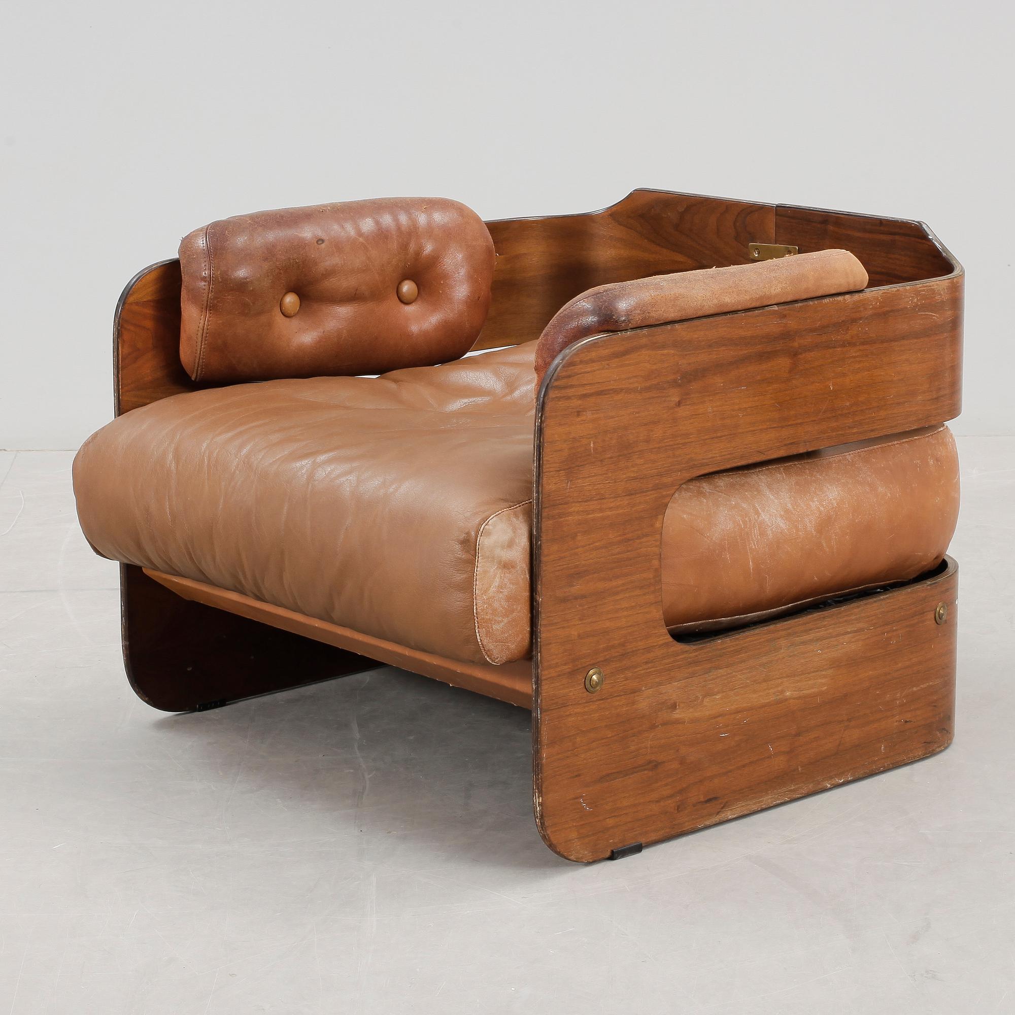 FÅTÖLJ, möjligen Östeuropa 1930/40-tal.