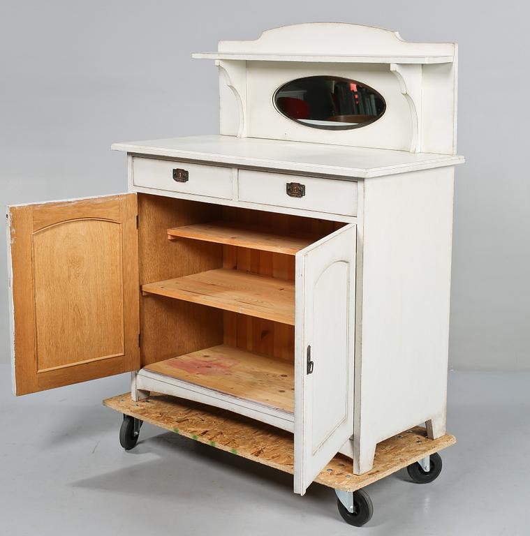 SKÄNKSKÅP, 1900-talets början.