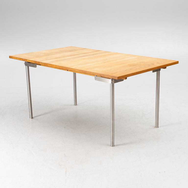 A contemporary dining table.