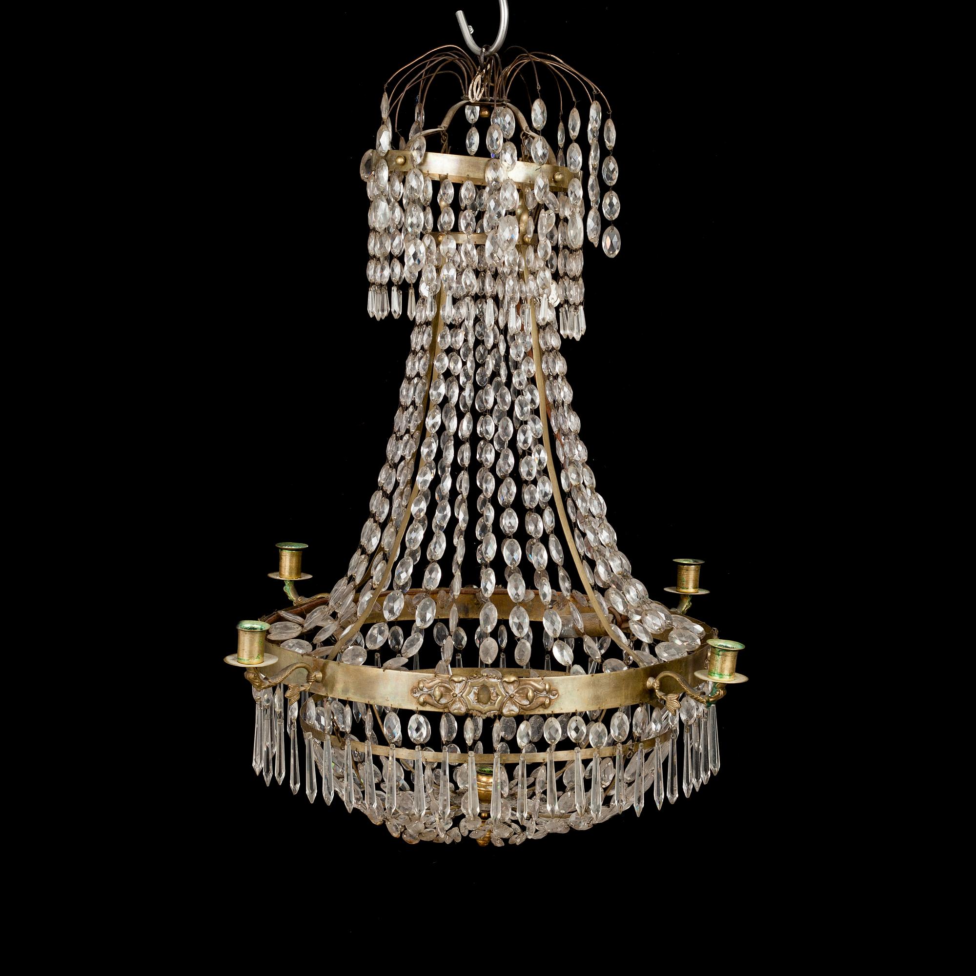 LJUSKRONA, gustaviansk stil 1800-talets slut.