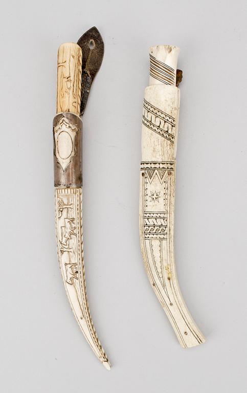 SAMEKNIVAR, 2 st, bl.a. renhorn och silver, bl.a. 1915.