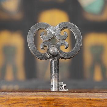 Barskåp, barockstil, 1900-talets första hälft.