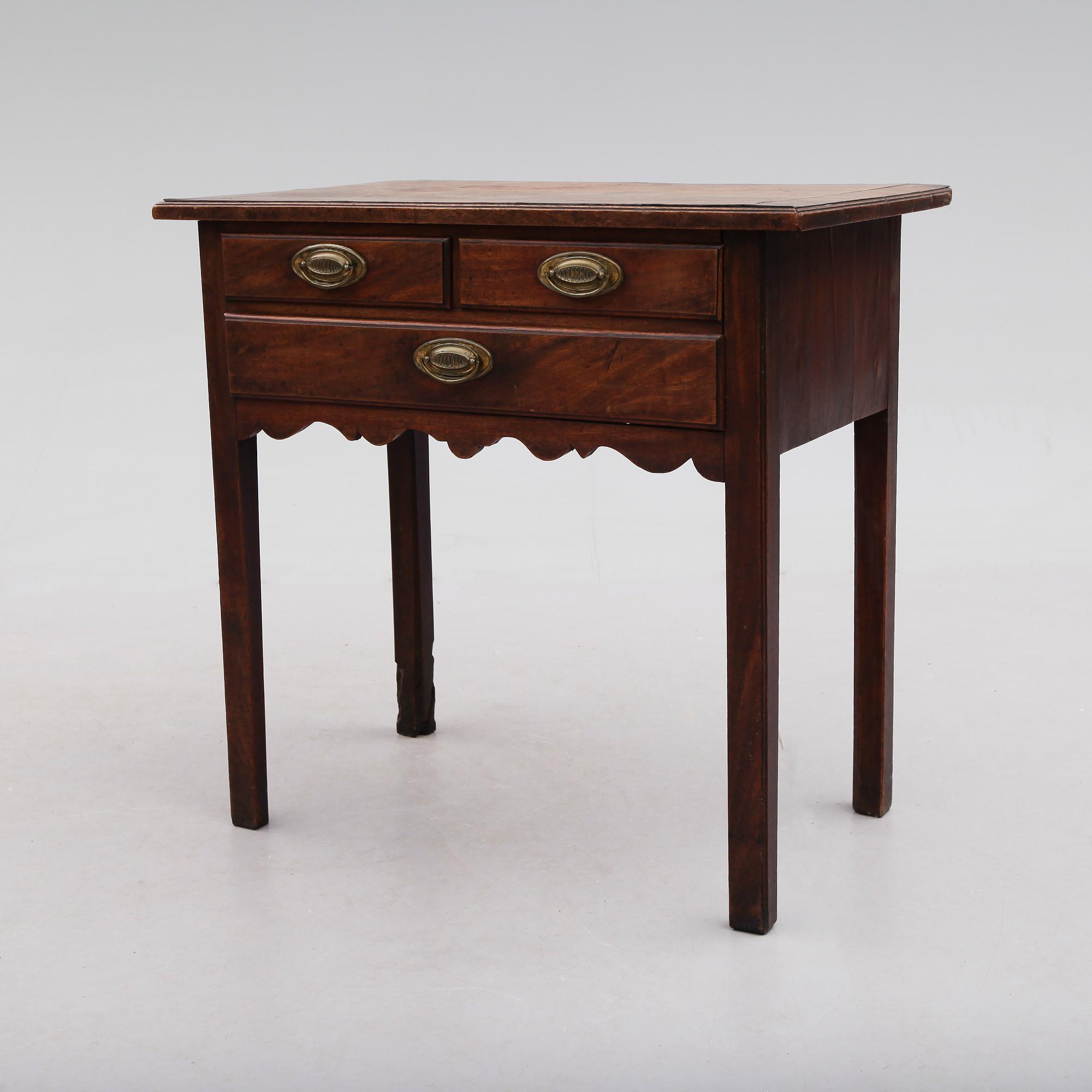 BORD, England, 1700-/1800-tal.