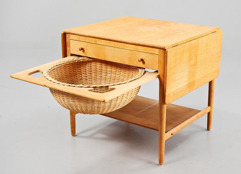 SYBORD, "AT-33", Hans Wegner, Andreas Tuck, Danmark, 1900-talets andra hälft.