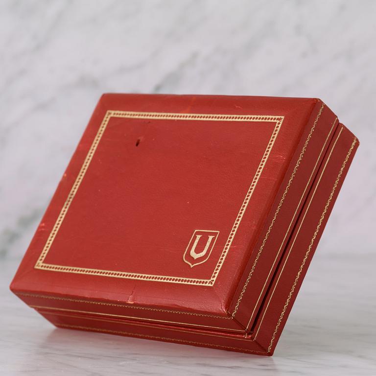 UNIVERSAL GENÈVE, Polerouter, armbandsur, 33,6 mm,