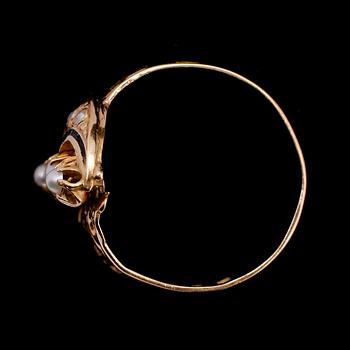 RING, 18 k guld, 1888. Vikt 2 gram.