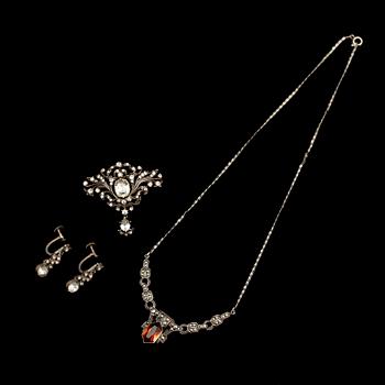 SILVERSMYCKEN, 3 delar, 1900-talets första hälft. Vikt ca 24 g.