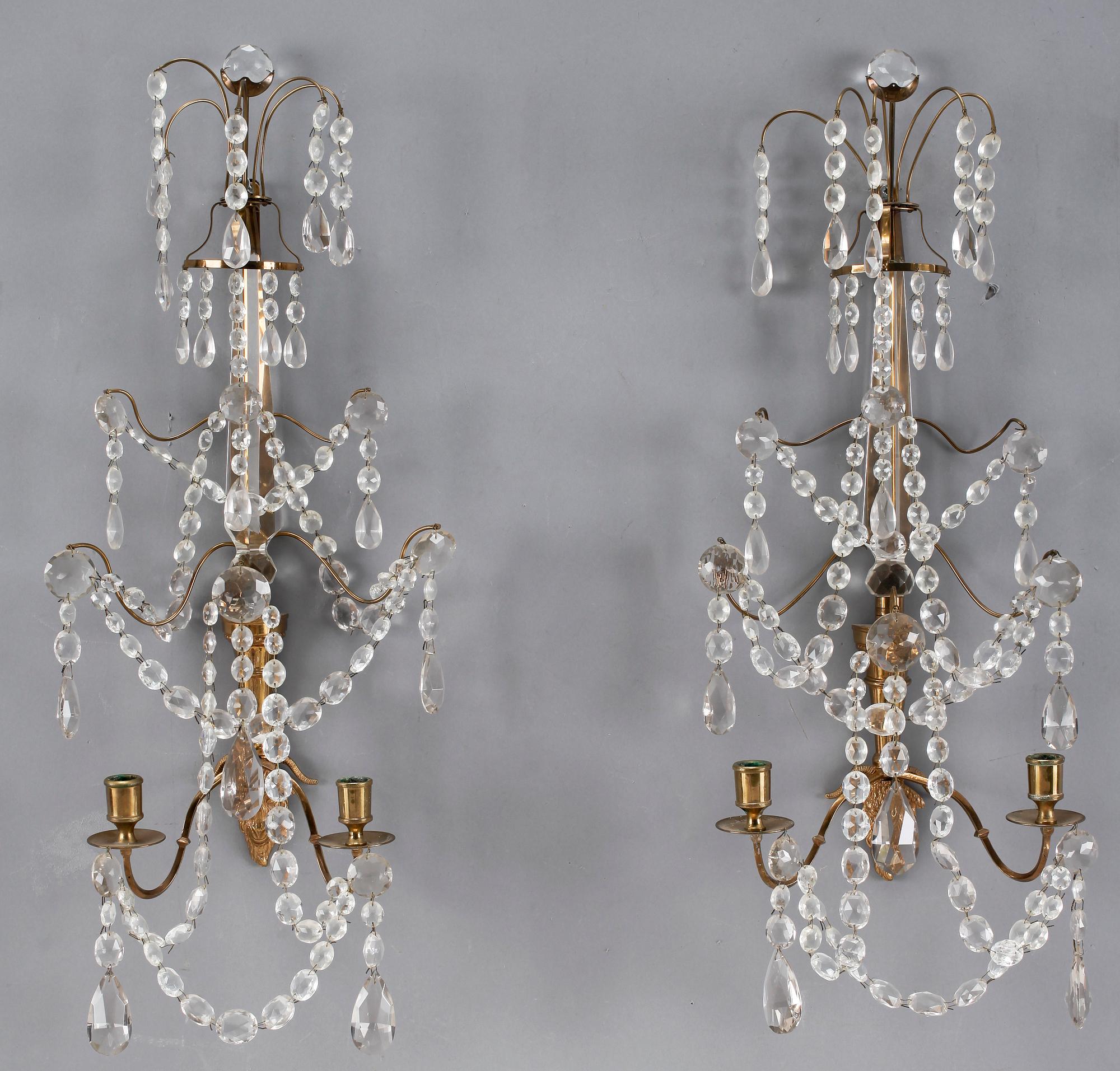 VÄGGLYSTRAR, ett par, empirestil, 1900-talets första hälft.