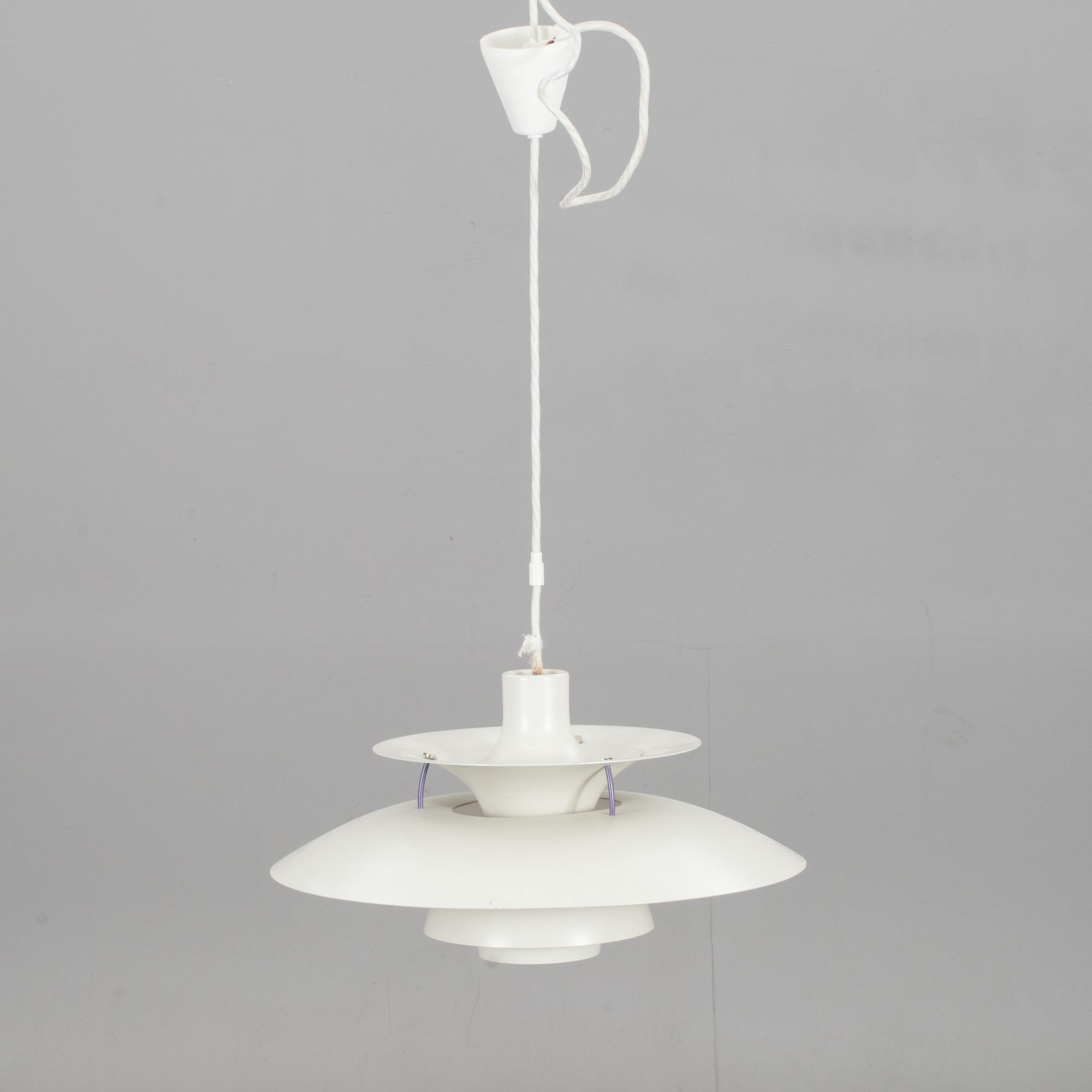 TAKLAMPA, "PH 5", Poul Henningsen för Louis Poulsen, Danmark.