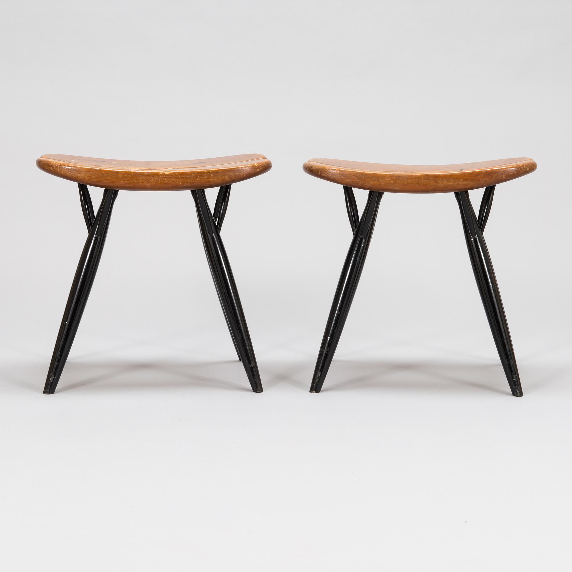 Ilmari Tapiovaara, pallar, 2 st, "Pirkka", Laukaan Puu, 1960-tal.