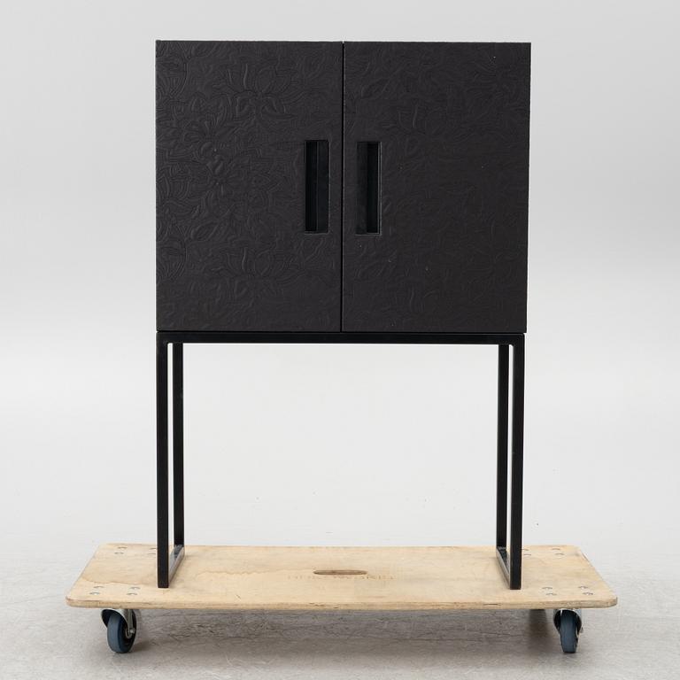 Cabinet, DIS, 2000s.