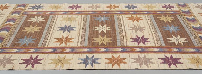 Märta Måås-Fjetterström, A carpet, "Höstmattan", flat weave, ca 325,5-328 x 225-226,5 cm, signed AB MMF.